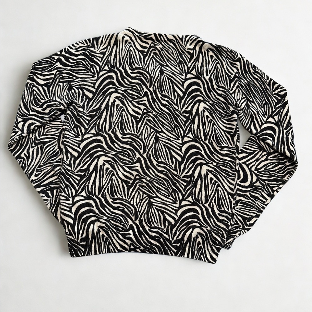 H&M Black and White Zebra Print Classic Cardigan Sweater - Picture 2 of 4